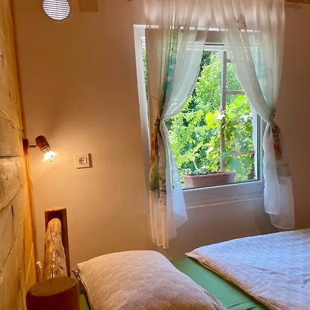 The Wood Nest - Forest View & Jacuzzi
